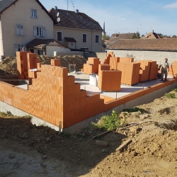 PAVILLON DE PLAIN PIED EN 4 PANS SUR VIDE SANITAIRE SUR LA COMMUNE DE HEIMSBRUNN(68990)